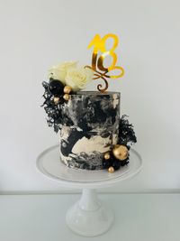 marble look cake